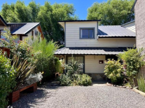 Casa con jardín en barrio tranquilo